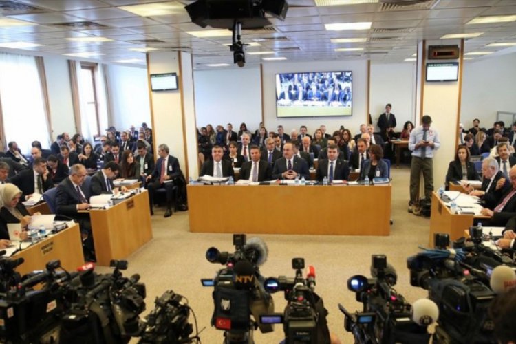 B&uuml;t&ccedil;e g&ouml;r&uuml;şmelerinde Afrin zeytini tartışması