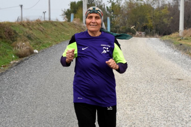 80 yaşında maratondan maratona koşuyor