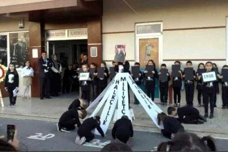 MEB'den 10 Kasım etkinliklerinde tartışma yaratan g&ouml;r&uuml;nt&uuml;lere dair a&ccedil;ıklama