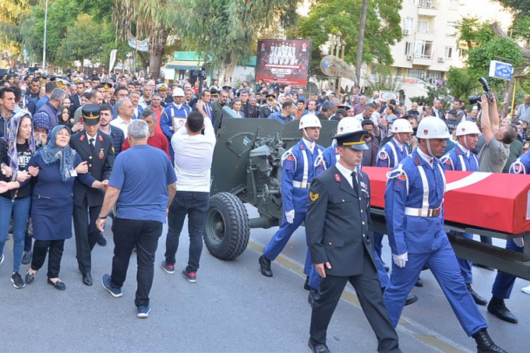 Şehit Uzman &Ccedil;avuş Kaya, son yolculuğuna uğurlandı