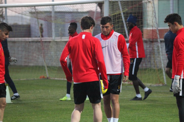 Kayserispor, Sivasspor ma&ccedil;ının hazırlıklarını s&uuml;rd&uuml;rd&uuml;