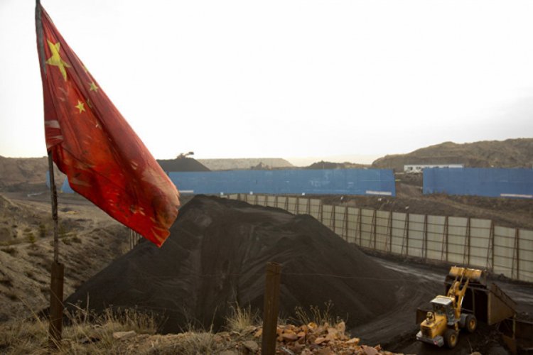 &Ccedil;in'de k&ouml;m&uuml;r madeninde patlama: 15 &ouml;l&uuml;
