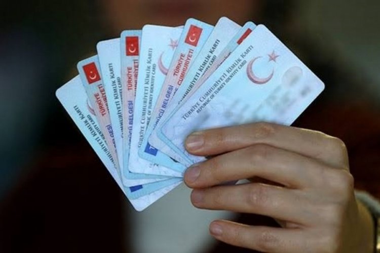 Kimlik ve pasaportlarla ilgili yeni d&uuml;zenleme! 3 yıl daha uzatıldı