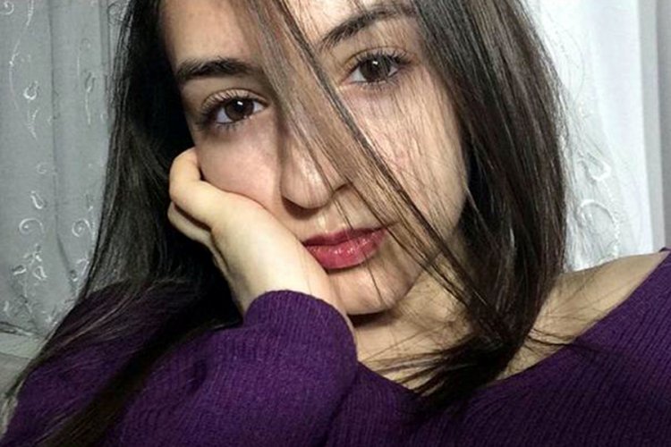 &Uuml;niversiteli G&uuml;leda eski erkek arkadaşı tarafından &ouml;ld&uuml;r&uuml;ld&uuml;