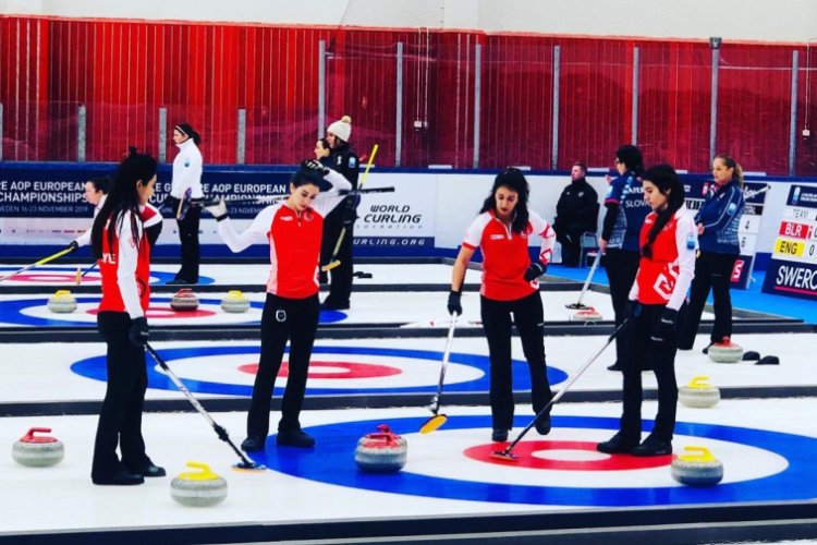 Kadın Milli Takımı, Avrupa Curling Şampiyonası'nda namağlup ilerliyor