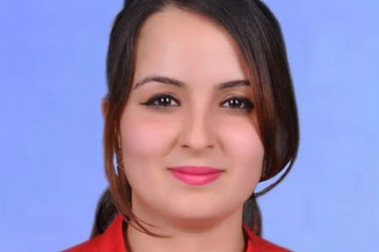 Yağmur, 3 ay &ouml;nce g&ouml;z&uuml; &ouml;n&uuml;nde &ouml;ld&uuml;r&uuml;len eşinin yanına defnedildi