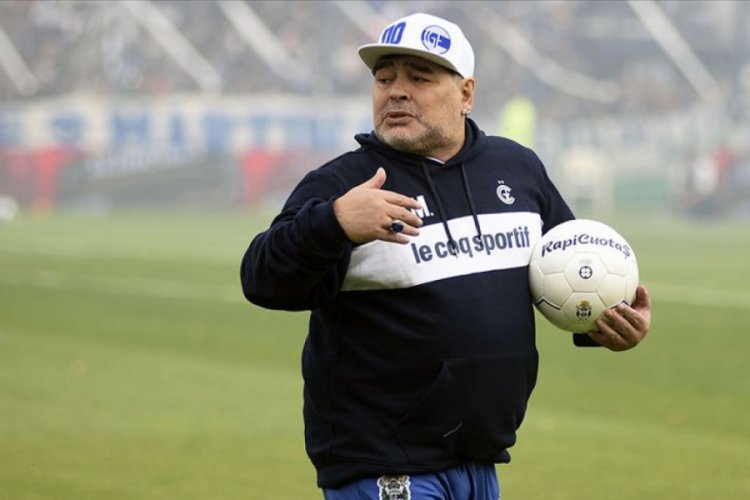 Maradona'nın Gimnasia ser&uuml;veni 3 ay s&uuml;rmedi