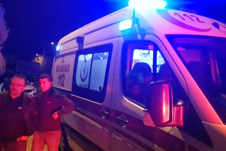 Huzurevinden ka&ccedil;mak i&ccedil;in balkondan atlayan yaşlı kadın tellere saplandı