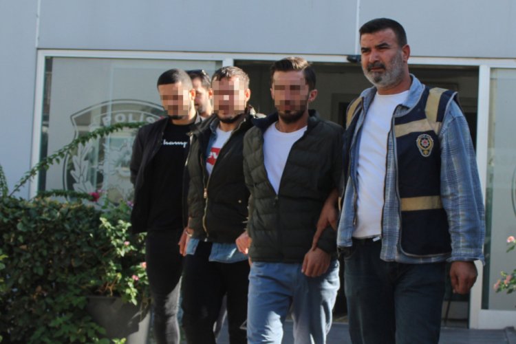 Borcu olan kişiyi alıkoydukları iddia edilen 5 kişi yakalandı