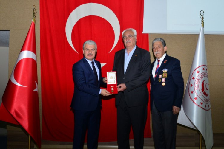Muharip Gazilere "Milli M&uuml;cadele" madalyası verildi