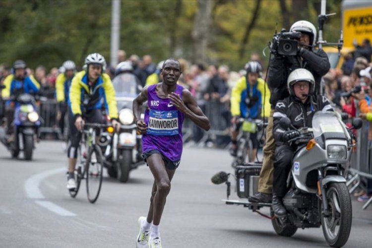 Kenyalı atlet Kamworor, Kopenhag Yarı Maratonu'nda d&uuml;nya rekoru kırdı