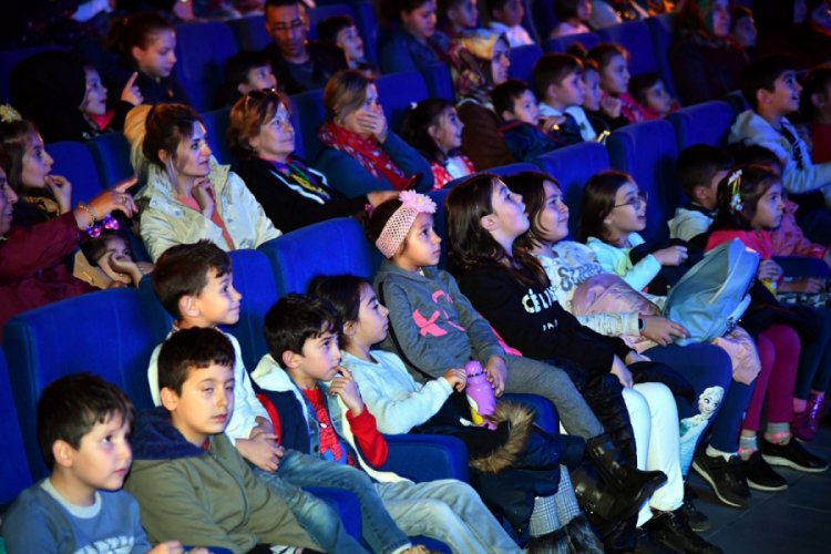 Şehir Tiyatrosu'ndan &ccedil;ocuklara Neşeli Orman M&uuml;zikali