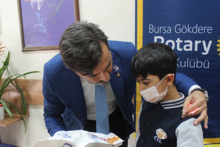 Bursa'da organ bekleyen &ccedil;ocuklar hayallerini yazdı, iş adamları ger&ccedil;ekleştirdi
