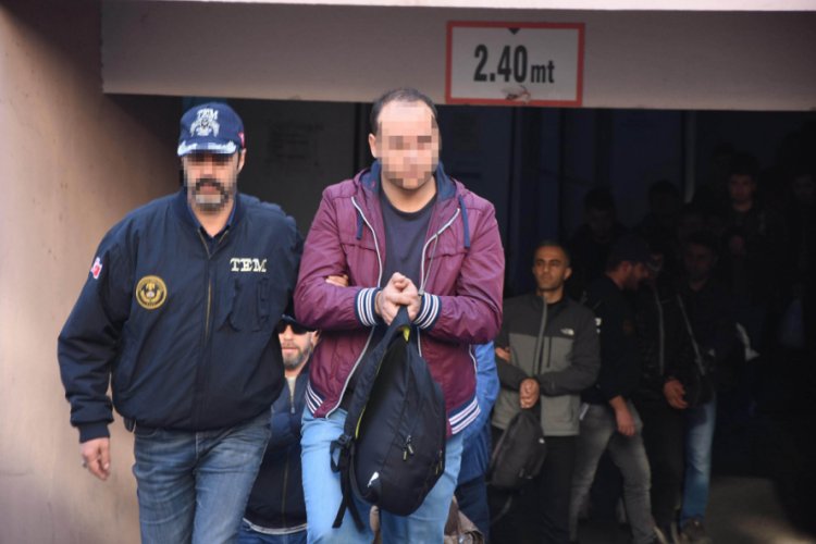 İzmir'de 63 FET&Ouml; ş&uuml;phelisi daha adliyede
