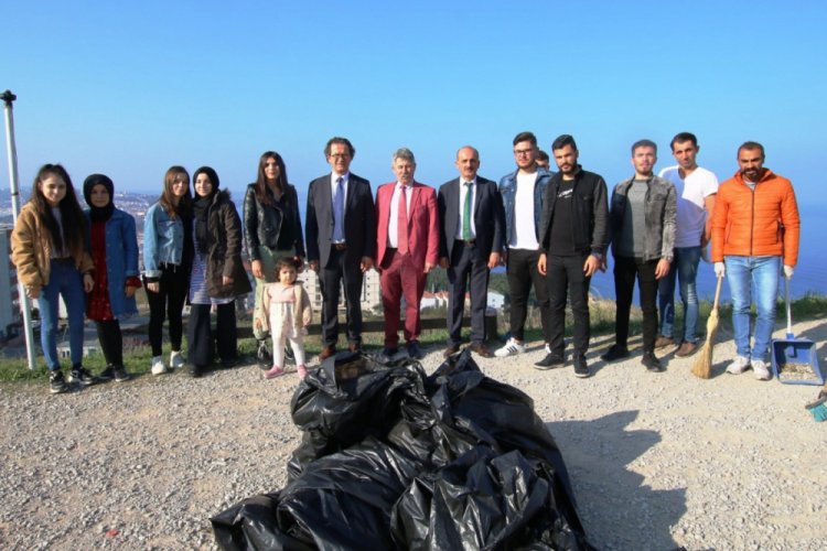 "&Ccedil;evre i&ccedil;in el ele" etkinliği