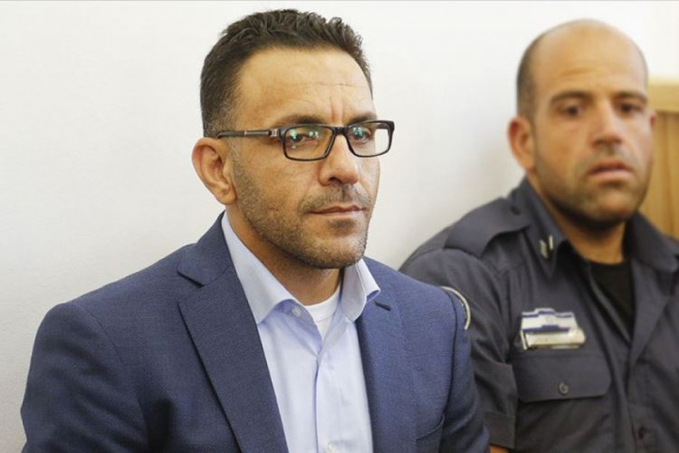 İsrail polisi Kud&uuml;s Valisi'ni g&ouml;zaltına aldı