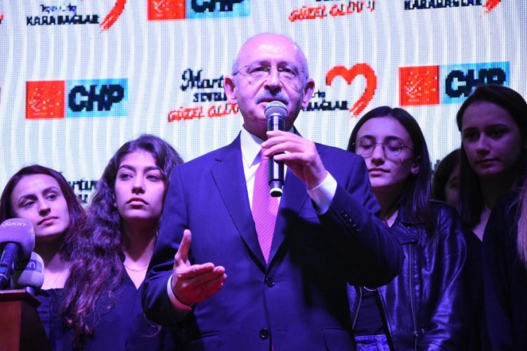 CHP lideri Kılı&ccedil;daroğlu, İzmir'de yurt a&ccedil;ılışına katıldı