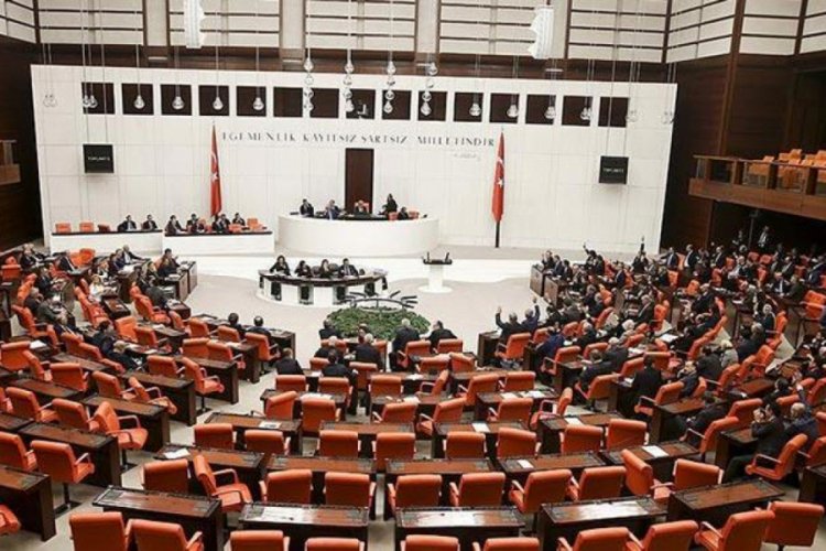 İ&ccedil;işleri Bakanlığına ilişkin yeni d&uuml;zenlemeleri i&ccedil;eren kanun teklifi kabul edildi