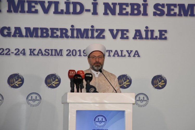 Alanya'da "Peygamberimiz ve Aile" sempozyumu