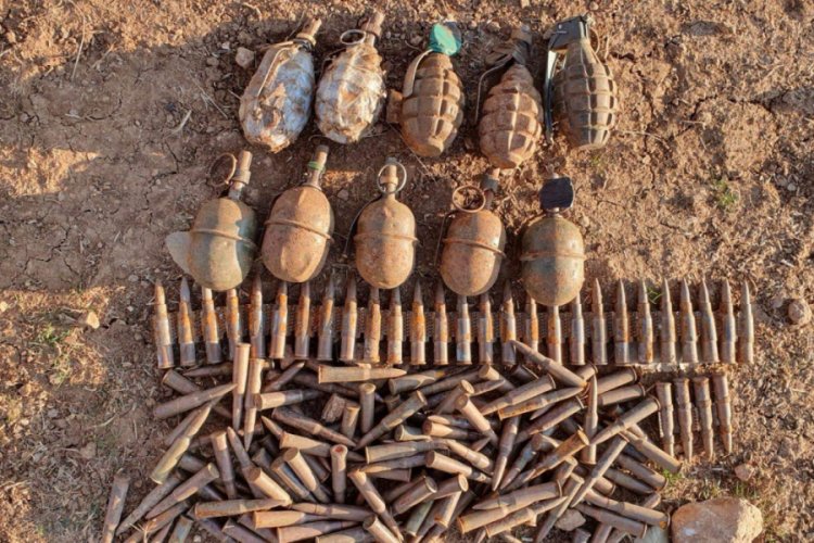 Ter&ouml;ristlerin kullandığı barınaklarda tuzaklanmış bomba ve m&uuml;himmat ele ge&ccedil;irildi