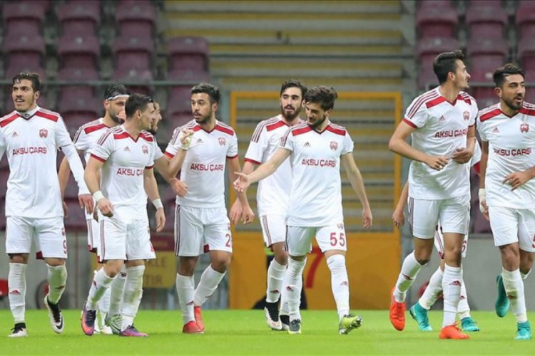 24Erzincanspor, kupada Beşiktaş'a karşı s&uuml;rpriz peşinde