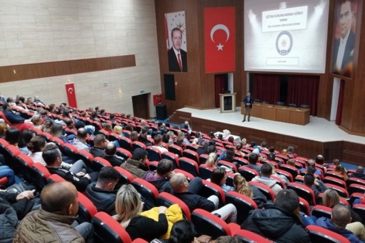 Polisten 398 &ouml;zel g&uuml;venlik g&ouml;revlisine eğitim