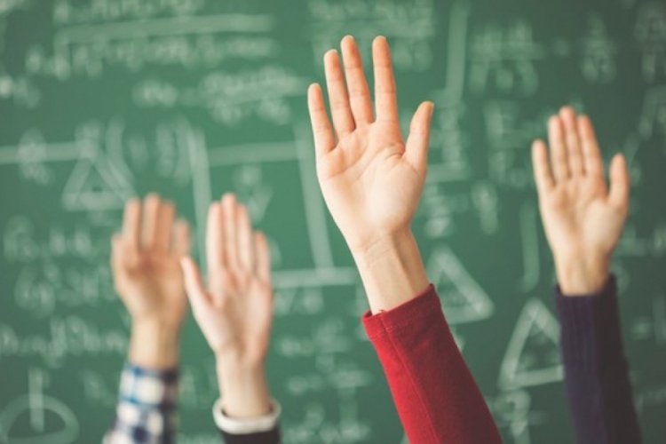 Bakan Sel&ccedil;uk a&ccedil;ıkladı: Lisede sınıfta kalma geri geliyor