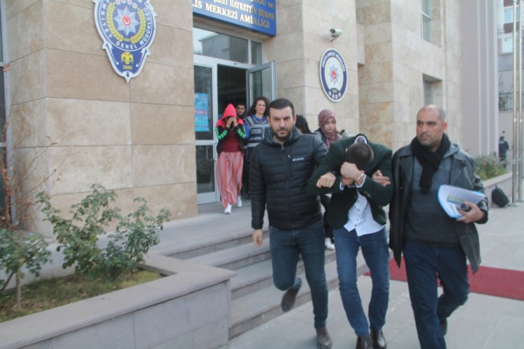 49 su&ccedil; kaydı bulunan 4 hırsızlık ş&uuml;phelisi tutuklandı