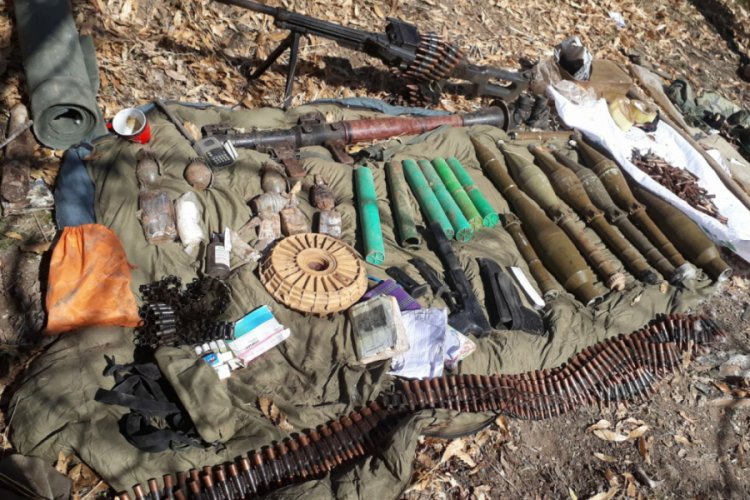 Hakkari'de PKK'ya ait silah ve m&uuml;himmat ele ge&ccedil;irildi