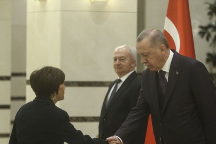 Ekvator B&uuml;y&uuml;kel&ccedil;isi Puma Puma, Erdoğan'a g&uuml;ven mektubu sundu