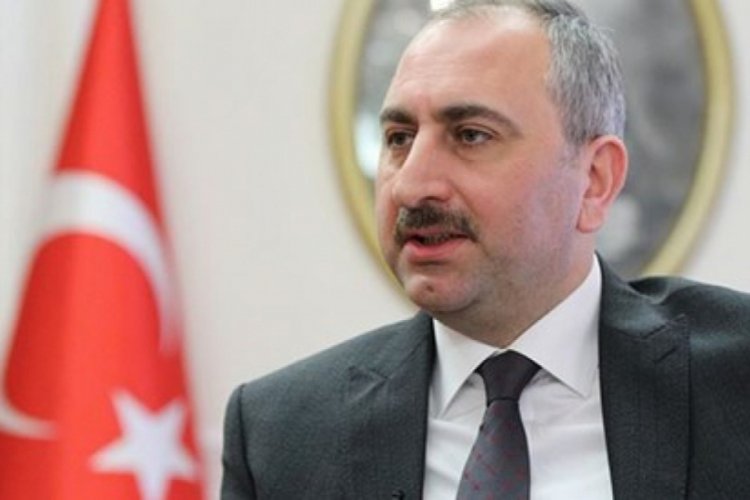Bakan G&uuml;l: Arabuluculuk ticari davaları y&uuml;zde 50 azalttı