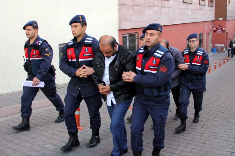TIR'dan hırsızlık yapan 2 kişi tutuklandı