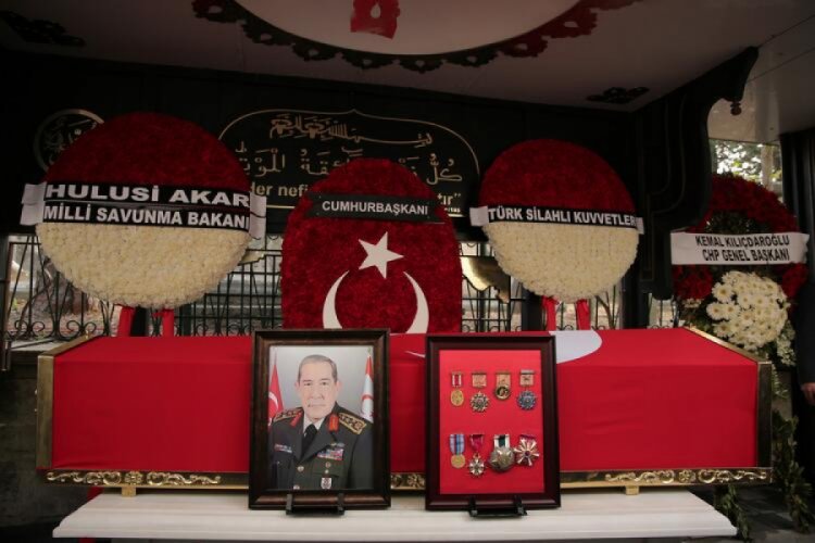 Yaşar B&uuml;y&uuml;kanıt son yolculuğuna uğurlandı