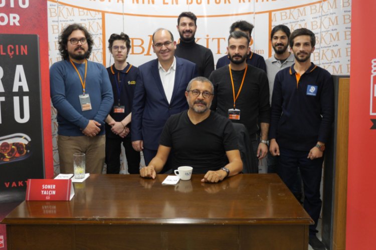 Soner Yal&ccedil;ın Bursalı okurlarıyla buluştu