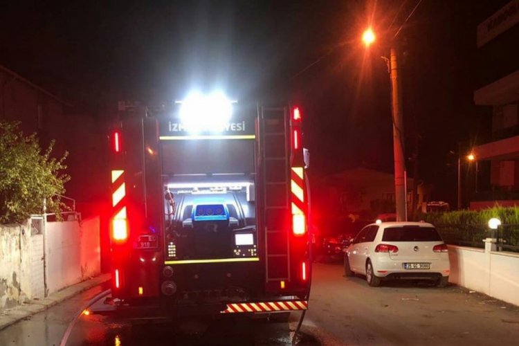 Park halindeki ara&ccedil;ta yangın &ccedil;ıktı