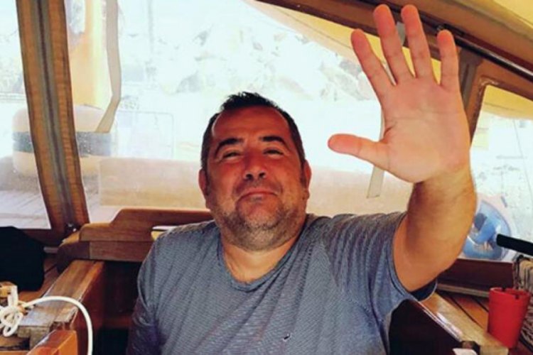 Ata Demirer, İstanbul'a d&ouml;nd&uuml;!