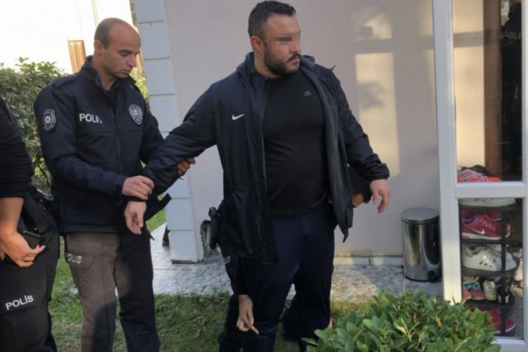 Pilates hocası eşini ayağından vurup, polise teslim oldu