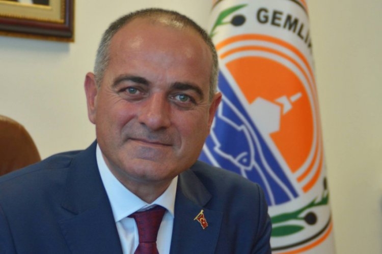 Bursa Gemlik Belediyesi &ouml;ğretmenleri unutmadı