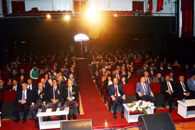 Bursa�da öğretmenlerini unutmadılar Bursa Haberleri Bölge Haberleri