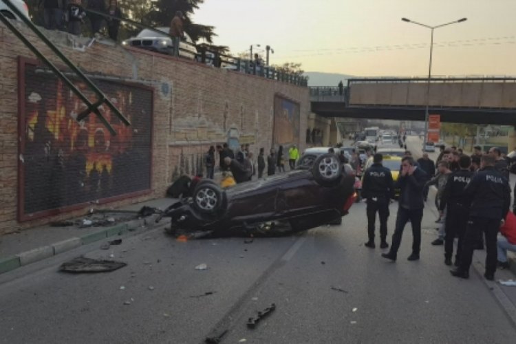 Bursa'da can pazarı! Yine Demirtaşpaşa k&ouml;pr&uuml;s&uuml;nden bir ara&ccedil; u&ccedil;tu