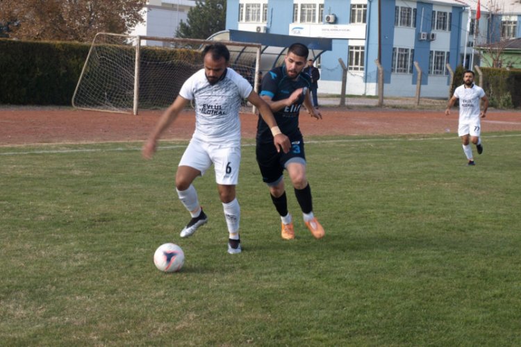 Esen Makine Belsinspor yara aldı