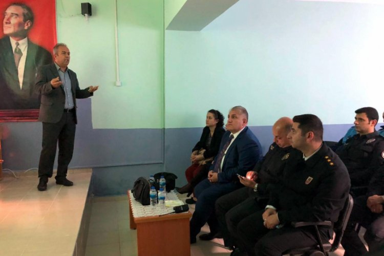 Bursa Yenişehir'de işletmeciler sigara konusunda bilgilendirildi