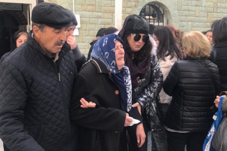 Kadına Şiddet G&uuml;n&uuml;'nde kızın kaybeden annenin feryadı