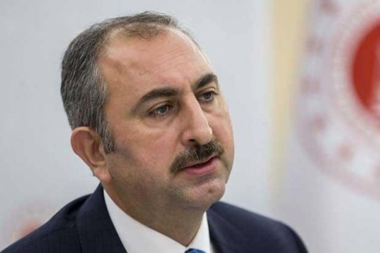 Bakan G&uuml;l: FET&Ouml; elebaşının 27 ayrı su&ccedil;tan iadesi istenmiştir