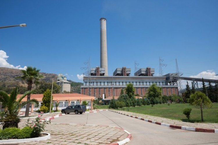 Y&uuml;ksekten d&uuml;şen kaynak ustası yaşamını yitirdi