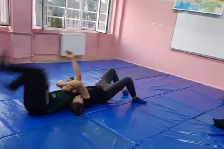 Ata sporu g&uuml;reş &ouml;ğrencilere &ouml;ğretiliyor