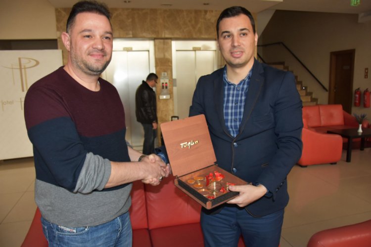 Bursa'da otel kasasında unuttuğu altınlarına 4 ay sonra kavuştu
