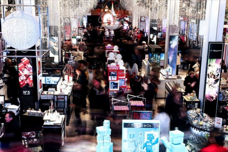 ABD'nin tatil sezonunda 730 milyar dolarla rekor satış bekleniyor