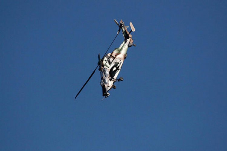 Mali'de helikopter d&uuml;şt&uuml;: 13 Fransız askeri &ouml;ld&uuml;