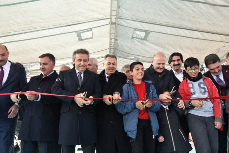 Ağrı Tekstilkent projesinin a&ccedil;ılışını Bakan Soylu yaptı